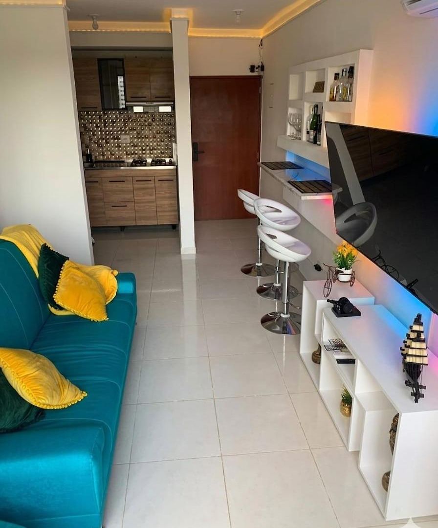 Apartamento Brisas Del Mar - Amoblado, Cerca Al Mar